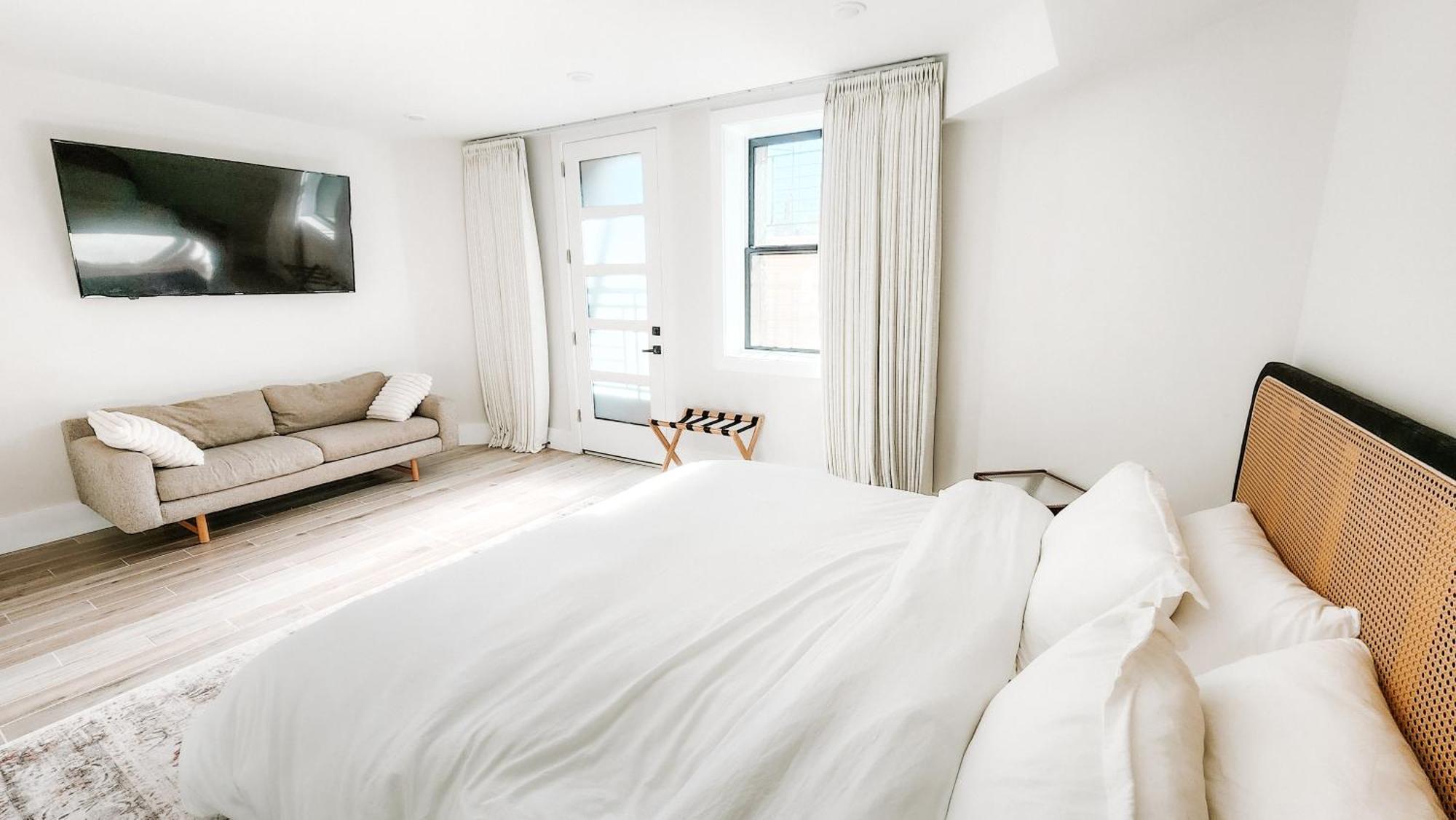 Private Modern Luxury Suite In Historic Stone Home วอชิงตัน ภายนอก รูปภาพ
