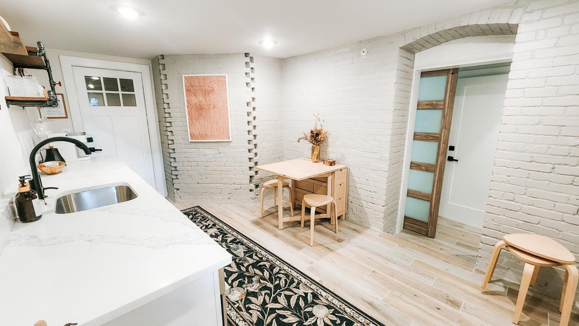 Private Modern Luxury Suite In Historic Stone Home วอชิงตัน ภายนอก รูปภาพ