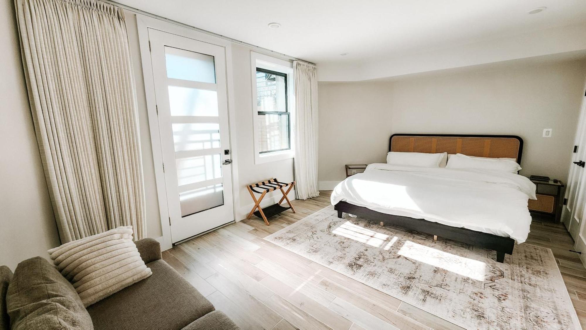 Private Modern Luxury Suite In Historic Stone Home วอชิงตัน ภายนอก รูปภาพ